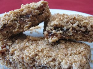 Chewy Oatmeal Bars